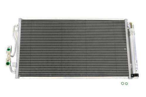 BMW A/C Condenser 64506804722 - Nissens 940236